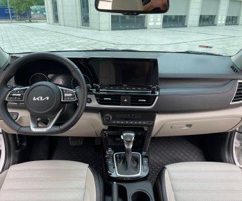 Kia Seltos 2021 - Còn mới giá chỉ 740tr