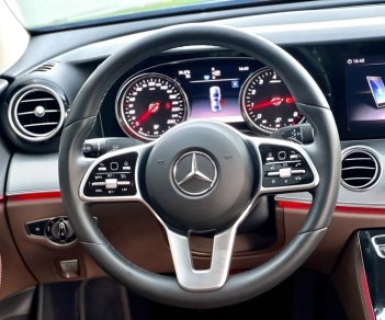 Mercedes-Benz E180 2020 - Xe lướt, giá tốt nhất thị trường miền Nam