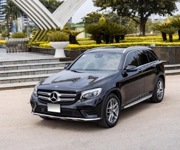 Mercedes-Benz GLC 300 2017 - Xe màu đen