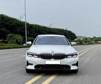 BMW 330i 2020 - Màu trắng nhập Đức rất hiếm