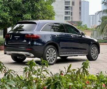 Mercedes-Benz GLC 250 2016 - Cần bán gấp xe màu xanh cavansite