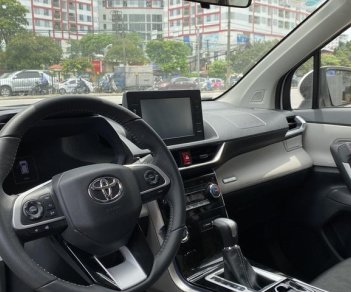 Toyota Veloz Cross 2022 - Đủ màu giao ngay, giảm tiền mặt, phụ kiện chính hãng, BHVC