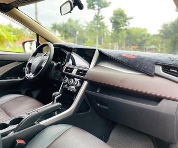 Mitsubishi Xpander Cross 2020 - Xe mới 95% giá 645tr