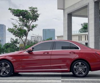 Mercedes-Benz C180 2020 - Bảo hành chính hãng không giới hạn km đến 2023