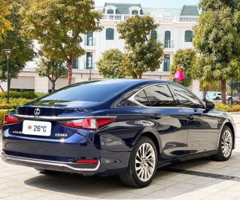 Lexus ES 250 2021 - Cần bán xe biển tỉnh