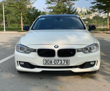 BMW 320i 2013 - Xe gia đình giá chỉ 590tr