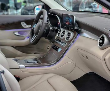 Mercedes-Benz GLC 200 2022 - Thời điểm mua xe tốt nhất trong năm 2022