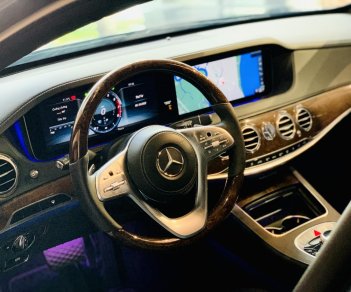 Mercedes-Benz 2017 - Odo 90.000km