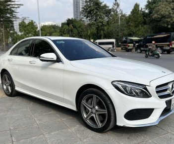 Mercedes-Benz C300 2016 - Màu trắng