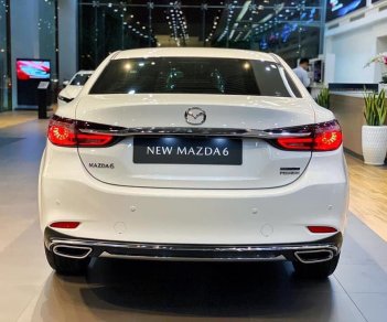 Mazda 6 2022 - Giảm ngay 100% phí trước bạ