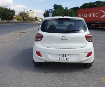 Hyundai Grand i10 2015 - Màu trắng, nhập khẩu nguyên chiếc