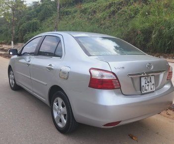 Toyota Vios 2009 - Màu bạc xe gia đình