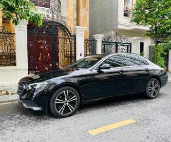 Mercedes-Benz E180 2022 - Siêu lướt