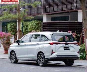 Toyota Veloz Cross 2022 - Màu trắng, nhập khẩu nguyên chiếc