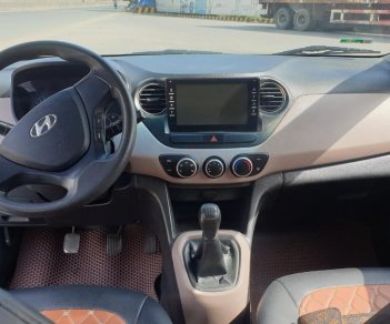 Hyundai Grand i10 2015 - Màu trắng, nhập khẩu nguyên chiếc
