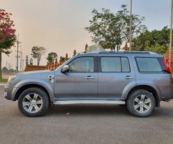 Ford Everest 2010 - 2 cầu, nilon vẫn còn rất nhiều