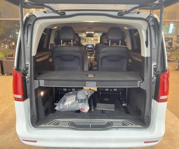 Mercedes-Benz V250 2022 - Giá niêm yết 3 tỷ 445tr