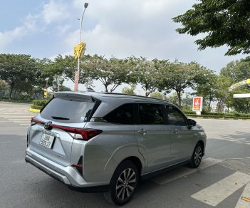 Toyota Veloz Cross 2022 - Xe như mới tinh trong hãng