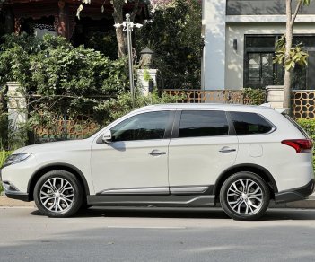 Mitsubishi Outlander 2019 - Cần bán lại xe năm sản xuất 2019