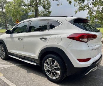 Hyundai Tucson 2018 - Giá cực tốt anh em nhiệt tình trả giá