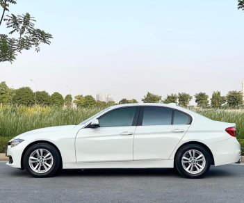 BMW 320i 2016 - Giá 799tr