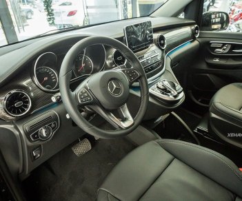 Mercedes-Benz V250 2022 - Ưu đãi nhiều quà tặng, xe màu đen