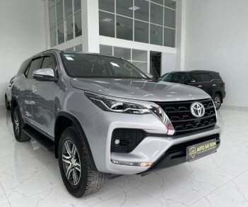 Toyota Fortuner 2020 - Màu bạc số tự động