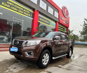 Nissan Navara 2016 - Số tự động 1 cầu, lên full đồ chơi, lốp theo xe cả dàn, sơ cua chưa hạ