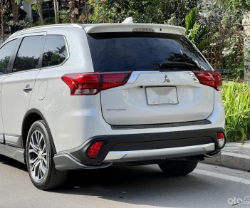 Mitsubishi Outlander 2019 - Cần bán xe sản xuất năm 2019, giá cực tốt