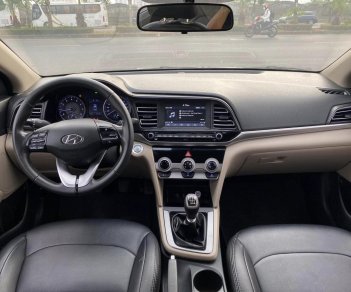 Hyundai Elantra 2019 - Hyundai Elantra 2019 số sàn