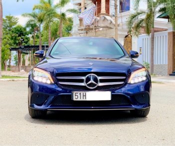 Mercedes-Benz C180 2019 - Cần bán gấp xe odo chưa tới 7 vạn