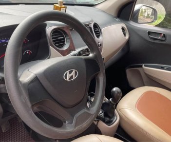 Hyundai Grand i10 2016 - Màu bạc giá hữu nghị