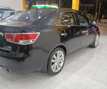 Kia Forte 2010 - Màu đen số tự động