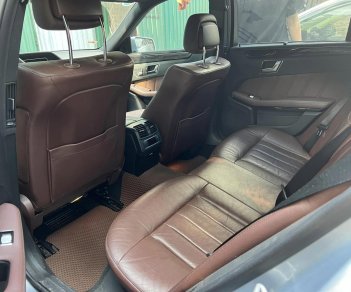 Mercedes-Benz E250 2014 - Màu bạc, xe nhập, 799 triệu