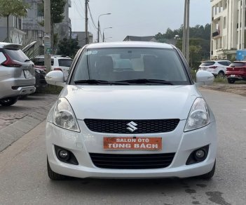 Suzuki Swift 2015 - Màu trắng, xe nhập