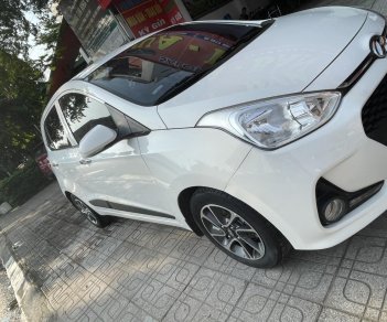 Hyundai Grand i10 2019 - Màu trắng, số tự động