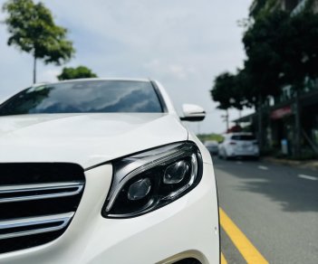 Mercedes-Benz GLC 250 2016 - Chưa bao giờ giá lại hợp ví như bây giờ 