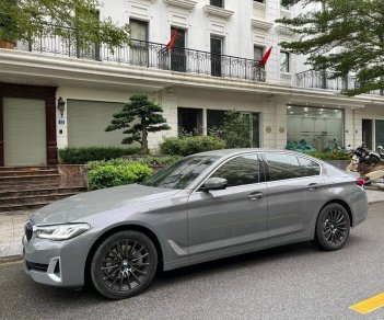 BMW 520i 2021 - [Siêu phẩm siêu lướt] Xe đẹp biển Hà Nội + hỗ trợ bank 70% nhanh gọn + tặng thẻ chăm xe 1 năm otocare