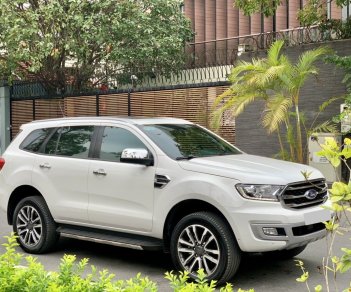 Ford Everest 2019 - Màu trắng, biển Hà Nội