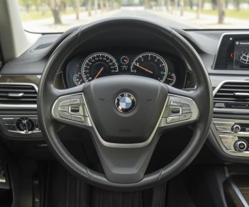 BMW 730Li 2018 - Màu đen nội thất đen