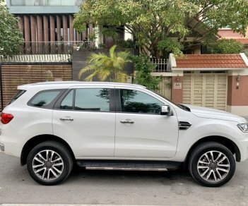 Ford Everest 2019 - Màu trắng, biển Hà Nội