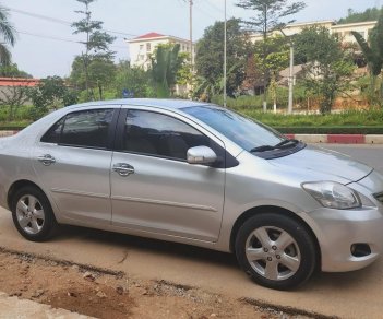 Toyota Vios 2009 - Màu bạc xe gia đình