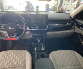 Kia Seltos 2021 - Màu đỏ, giá cực tốt