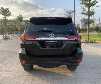 Toyota Fortuner 2021 - Số tự động, máy dầu, 1 cầu