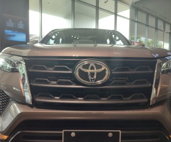 Toyota Fortuner 2022 - Ưu đãi 30% phí trước bạ