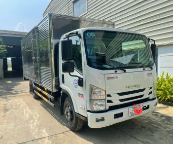 Isuzu 2022 - Thùng kín, mới đăng ký chưa lăn bánh, xe sẵn ở showroom - Liên hệ xem xe trực tiếp