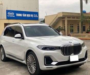 BMW X7 2022 - Xe màu trắng