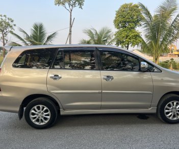 Toyota Innova 2014 - Bán xe gia đình xịn, chủ sử dụng gốc Hà Nội + đăng kiểm dài - Bao test check toàn quốc