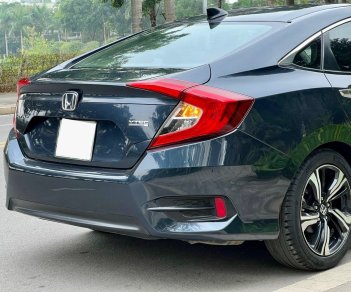 Honda Civic 2017 - Giá chỉ 650tr