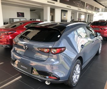 Mazda 3 2022 - Hiện ưu đãi giảm mạnh. Xe có sẵn tại showroom